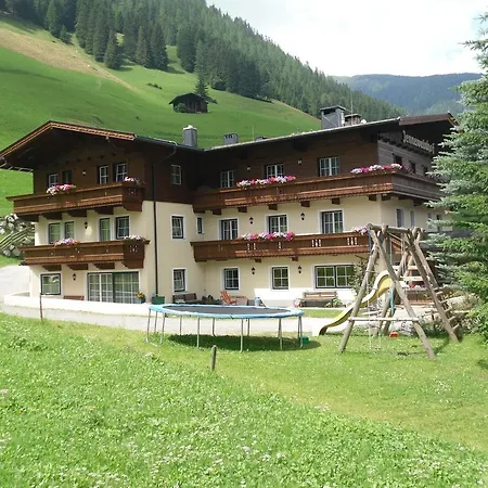 Jenneweinhof בית הארחה טוקס