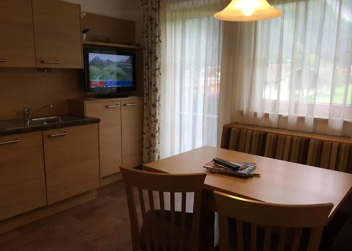 Guest house Jenneweinhof Tux