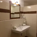 Jenneweinhof Pensionat 3*