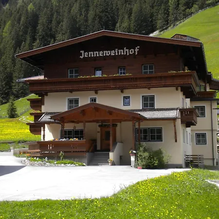 Jenneweinhof 3*
